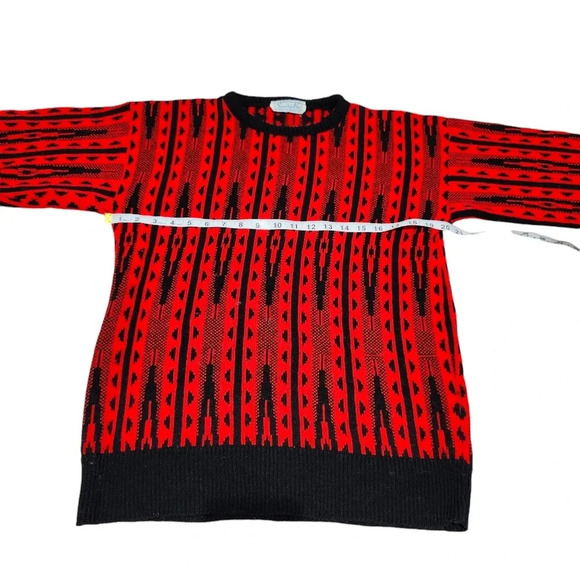 Vintage Sweater Bee Red & Black Graphic Knit Sweater | 80s Made in USA | Acrylic - Picture 7 of 7